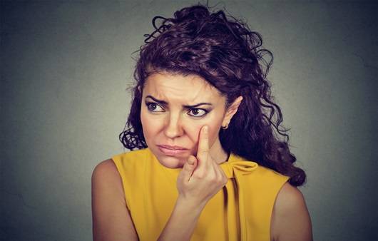 아침에 눈 주위가 붓는다면 신장 질환을 의심해 볼 수 있다ㅣ출처: 게티이미지뱅크