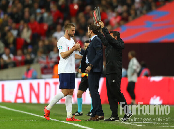 사진=SCORE 90. 유럽축구연맹(UEFA) 유로 2024를 앞두고 잉글랜드 대표팀의 예상 베스트 11이 공개됐다. 에릭 다이어는 잉글랜드 국가대표팀 복귀를 희망하고 있다.