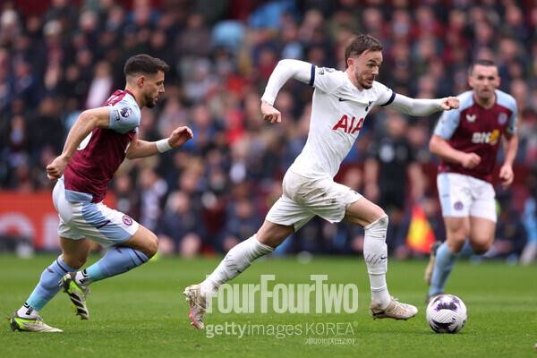 사진=게티이미지.&nbsp;토트넘 훗스퍼는 10일 오후 10시(한국시간) 영국 버밍엄에 위치한 빌라 파크에서 열린 2023-24시즌 프리미어리그(PL) 28라운드에서 아스톤 빌라에 4-0 승리를 거뒀다. 승점 3점을 추가한 토트넘은 리그 5위(승점53)를 유지했다. 4위 아스톤 빌라(승점55)보다 한 경기 덜 치른 가운데 승점 2점 차로 격차를 좁혔다.&nbsp;