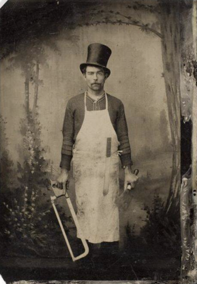 영화 '갱스 오브 뉴욕'의 커팅 역의 실제 모델인 '도살자 빌'의 사진으로 잘못 알려진 19세기 뉴욕의 무명 정육업자 모습. 위키미디어 커먼스