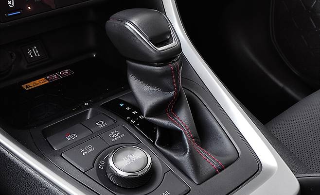 토요타 RAV4 PHEV. 김학수 기자