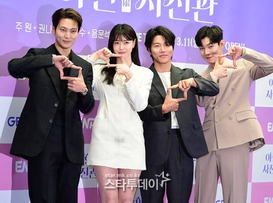 ‘야한 사진관’ 주원 권나라 음문석 유인수. 사진 I 강영국 기자