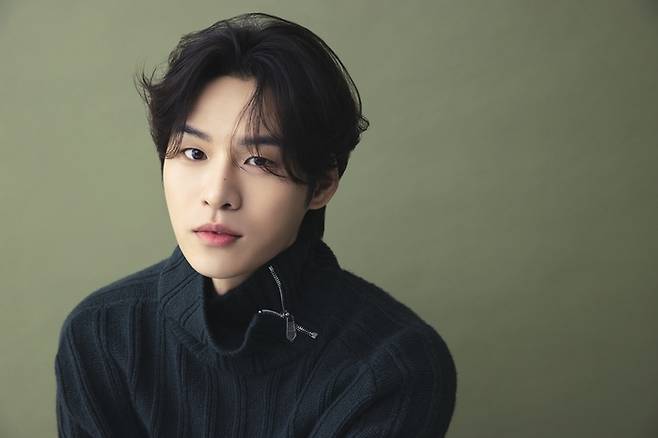 배우 윤지온. 이음해시태그.