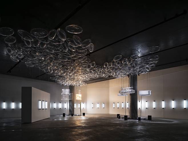 An installation view of "Philippe Parreno: Voices" at Leeum Museum of Art in Seoul (Courtesy of the Artist, Leeum Museum of Art)