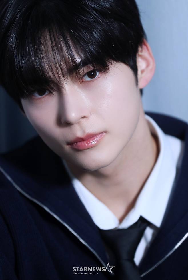 '저절로 줌인' 제로베이스원 성한빈[★화보]