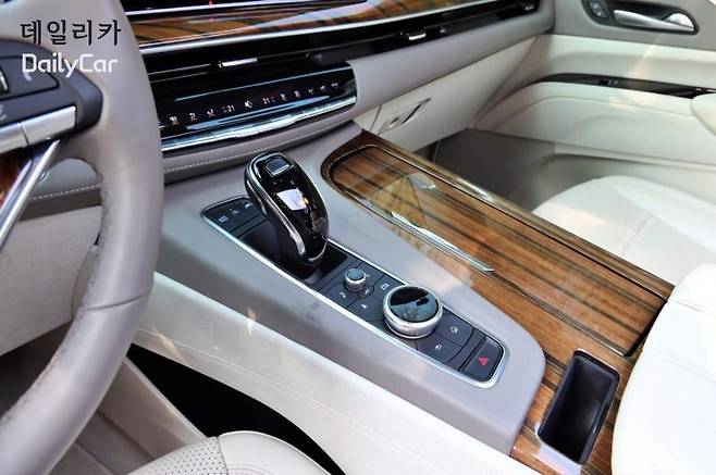 캐딜락, 에스컬레이드 ESV