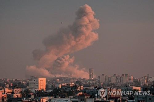 이스라엘군 공격받은 가자지구 내 칸유니스 [AFP 연합뉴스 자료사진. 재판매 및 DB 금지]