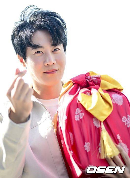 [OSEN=최규한 기자] 드라마 ‘고려 거란 전쟁’에서 양협 역으로 열연을 펼친 배우 김오복이 15일 서울 합정동 OSEN에서 인터뷰를 앞두고 포즈를 취하고 있다. 2024.03.15 / dreamer@osen.co.kr