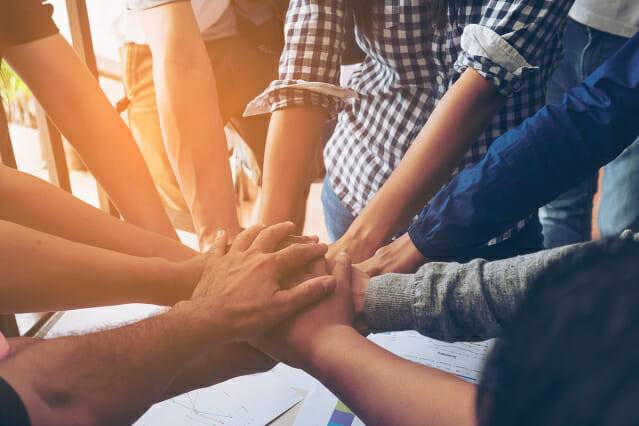 인문학자, 철학자뿐 아니라 개발자들도 머리를 맞대고 AI 안전성 논의를 해야 한다.(사진=이미지투데이)