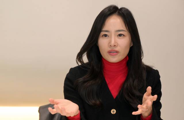 김효은 국민의힘 경기 오산 후보가 20일 서울경제신문과 인터뷰를 하고 있다. 이호재 기자