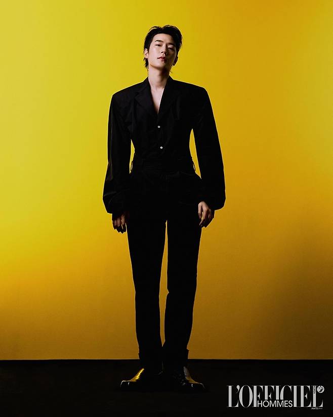 박서함. 로피시엘 옴므 YK 에디션