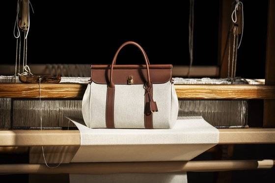 로로피아나 룸 백. 사진 로로피아나