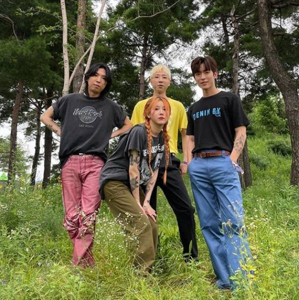 더 발룬티어스 구름 탈퇴 / 사진=블루바이닐 공식 SNS