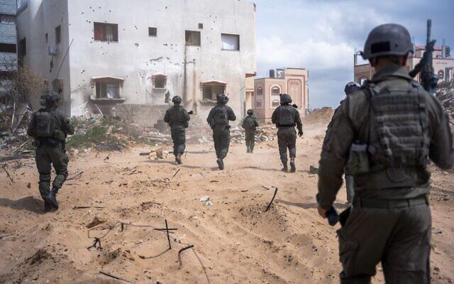 가자지구 지상전에 투입된 이스라엘군 병사들 [이스라엘군 제공. 재판매 및 DB 금지]