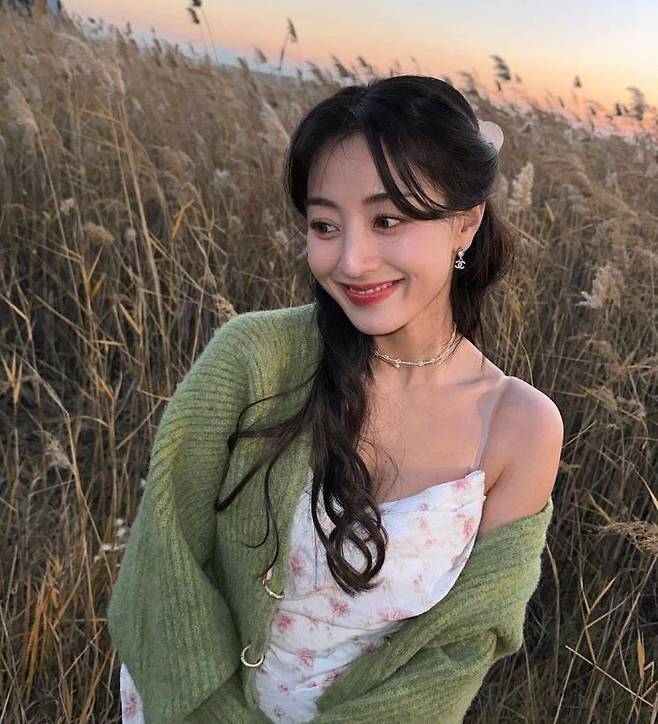 인스타그램 @_zyozyo