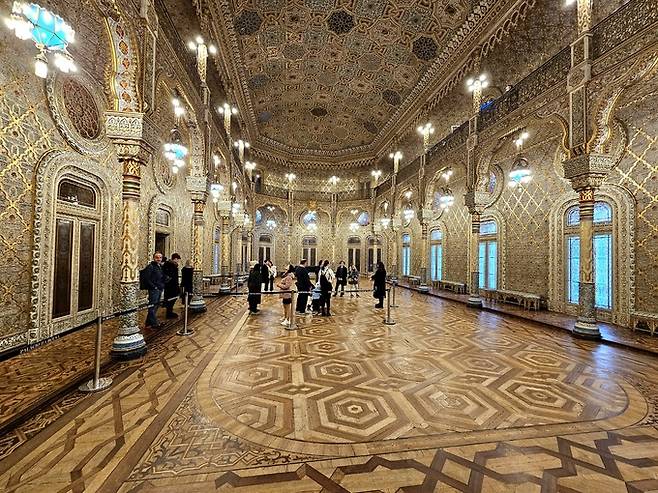 볼사궁전 아랍홀