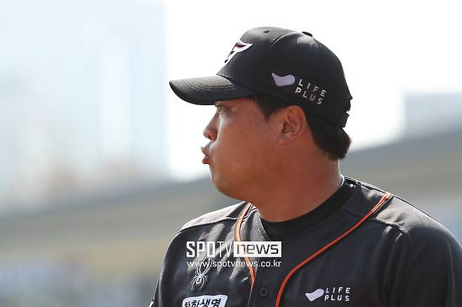 ▲ 한화 이글스 에이스 류현진이 12년 만에 KBO리그 복귀전을 최선을 다해 준비했으나 패전투수가 됐다. ⓒ 곽혜미 기자