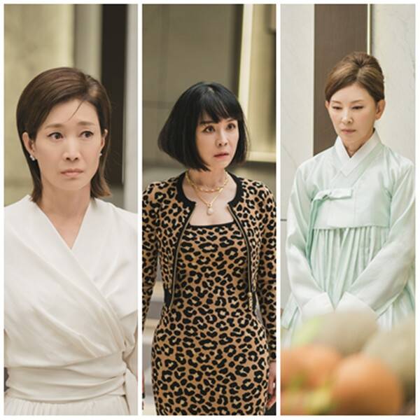 나영희(왼쪽부터