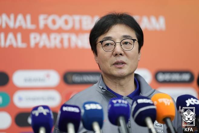 올림픽 축구대표팀의 황선홍 감독. 제공 | 대한축구협회