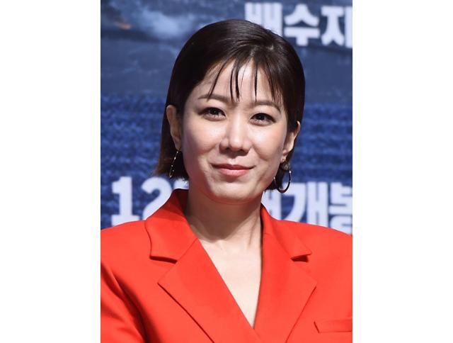 배우 전혜진이 시부상을 당했다. 한국일보 자료사진