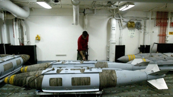 BLU-109 폭탄은 지하 벙커 등을 파괴하기 위한 벙커버스터 폭탄으로, 미국은 이라크와 아프가니스탄 전쟁에서 이 무기를 사용했다. / 사진=AFP 연합뉴스