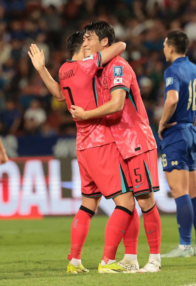 ▲ "이것이 현재 팀 분위기"라는 김진수. ⓒ연합뉴스