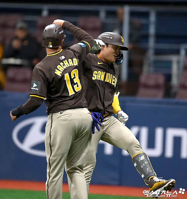 2022 시즌 페넌트레이스에서 89승 73패, 승률 0.549로 내셔널리그 서부지구 2위에 올랐다. 와일드카드로 포스트시즌에 올라 와일드카드 시리즈에서 정규시즌 101승을 거둔 뉴욕 메츠를 2승 1패로 꺾고 디비전 시리즈에 진출했다.  샌디에이고는 2022 내셔널리그 디비전 시리즈에서 스타 군단 LA 다저스를 꺾는 기염을 토했다. 페넌트레이스에서 5승 14패로 열세였지만 3승 1패로 격파하는 이변을 연출했다. 1998년 이후 24년 만에 내셔널리그 챔피언십 시리즈 진출에 성공했다.  샌디에이고는 비록 2022 내셔널리그 챔피언십 시리즈에서 필라델피아 필리스에 1승 4패로 무너지면서 월드시리즈 진출은 좌절됐지만 팀 전체가 큰 자신감을 얻었다. 의욕적으로 2023 시즌을 준비했다.  그러나 샌디에이고의 2023 시즌은 실망스러웠다. 내셔널리그 서부지구 3위에 그치면서 포스트시즌 초대장을 받지 못했다. 2024 시즌을 앞두고도 LA 다저스, 샌프란시스코 자이언츠에 비해 눈에 띄는 전력 보강이 없었다.   샌디에이고는 2024 시즌 메이저리그 페넌트레이스 예측에서도 높은 평가를 받지 못하고 있다. 마이크 쉴트 감독의 지휘 아래 포스트시즌 진출이 1차 목표지만 가능성은 높지 않다.