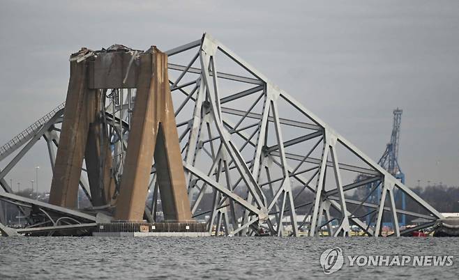 선박 충돌로 무너진 미국 메릴랜드주의 다리 [AFP 연합뉴스]