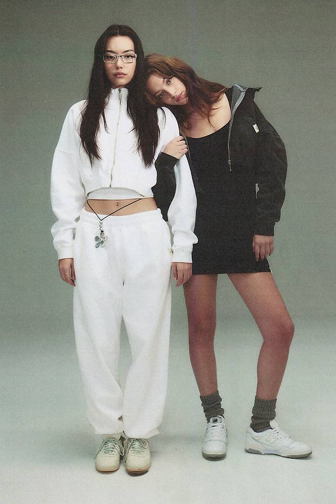 글로니 클래식 라인 룩북. <글로니>