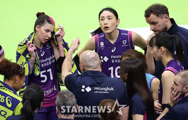 [포토] 김연경 '윌로우 정말 랜디존슨 닮았는 걸'