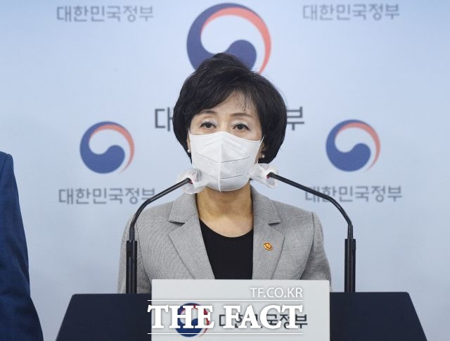 KG모빌리티 사외이사로 선임된 박순애 전 사회부총리 겸 교육부 장관이 공직자윤리위원회 취업 심사에서 승인돼 공식 임기를 시작했다. /이동률 기자