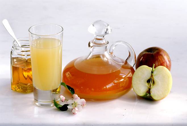 매일 사과 식초 한 스푼을 마시면 3개월 만에 최대 8kg을 감량할 수 있다는 연구 결과가 나왔다./사진=클립아트코리아
