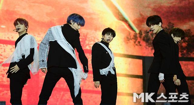 투모로우바이투게더는 컴백을 시작으로 오후 8시 서울 성북구 고려대학교 화정체육관에서 컴백 쇼케이스를 개최하고 팬들과 만날 예정이다. 사진=MK스포츠 공