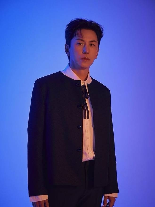 가수 이원석. SNS 게시물 캡쳐.