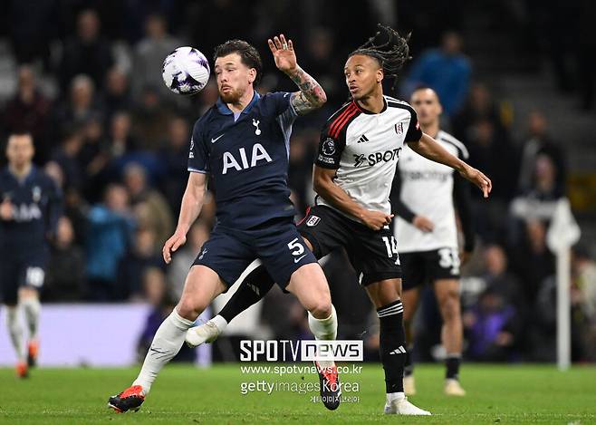 ▲&nbsp;피에르 에밀 호이비에르가 토트넘을 떠나는 쪽으로 마음을 잡았다.