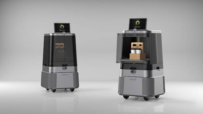 현대자동차·기아는 배송 로봇 ‘달이 딜리버리(DAL-e Delivery)’의 새로운 디자인을 공개하고, 이 로봇을 이지스자산운용의 ‘팩토리얼 성수’에 올해 2분기부터 투입한다고 밝혔다. [현대차그룹]