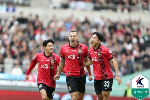 FC 서울 한승규(사진 맨 왼쪽부터), 일류첸코, 조영욱. 사진=한국프로축구연맹 제공