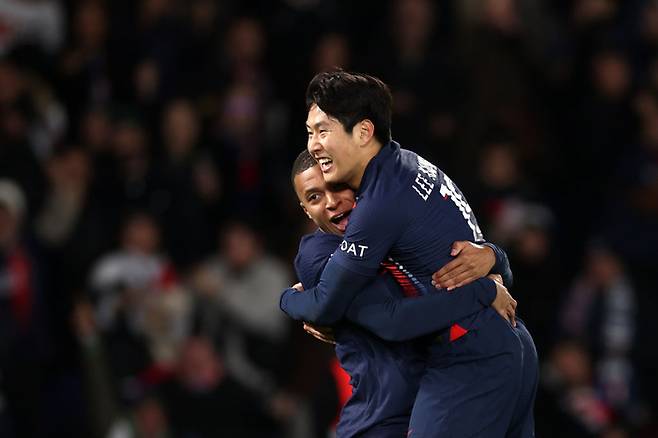 PSG 이강인과 킬리안 음바페.  Getty Images코리아