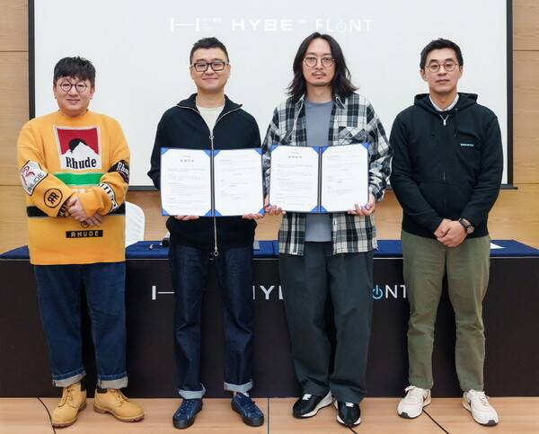 2022 지스타 기자간담회에 참석한 방시혁 하이브 의장-김영모 플린트 대표-정우용 하이브IM 대표_박지원 하이브 CEO(왼쪽부터). 사진=하이브IM