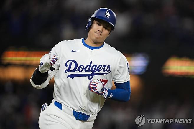 시즌 1호 홈런을 친 오타니 쇼헤이 [AP=연합뉴스]