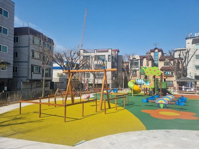안산시는 '어린이공원 재조성 1차 사업' 가운데 상록구 부남 어린이공원 재조성 사업을 완료했다. ⓒ안산시 제공