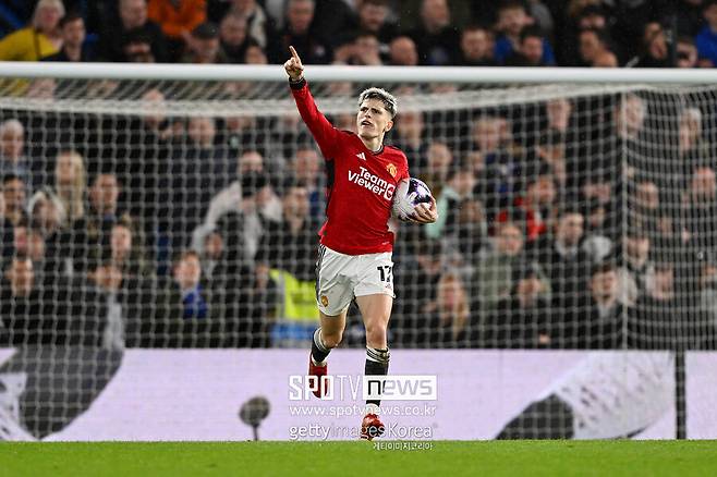 ▲ 맨체스터 유나이티드는 5일(한국시간) 영국 런던 스탬포드 브릿지에서 열린 2023-24 잉글랜드 프리미어리그 31라운드에서 후반 추가 시간에만 두 골을 허용하고 3-4로 무릎을 꿇었다.