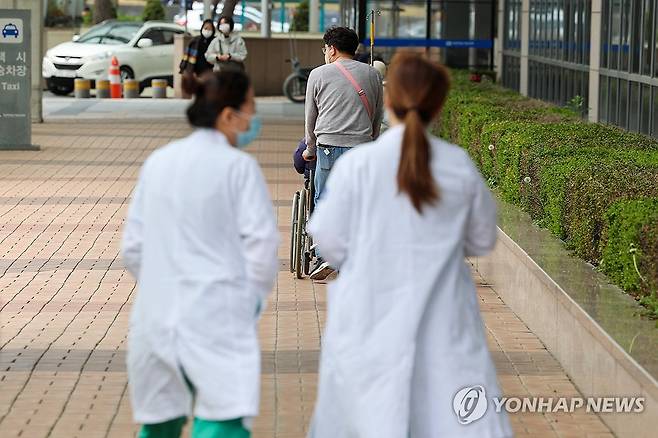 의료공백, 언제까지 (서울=연합뉴스) 서대연 기자