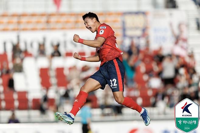 멀티골을 터뜨린 김천의 정치인(한국프로축구연맹 제공)