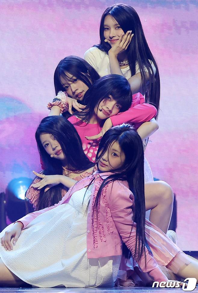 신인 걸그룹 아일릿(I'LL-IT) ⓒ News1 김진환 기자