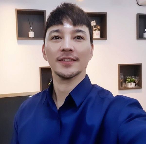 2023년 설립된 비영리법인 <부산한일교류네트워크>는 소코소코 창립자인 김영종씨를 대표이사로 선임했다.