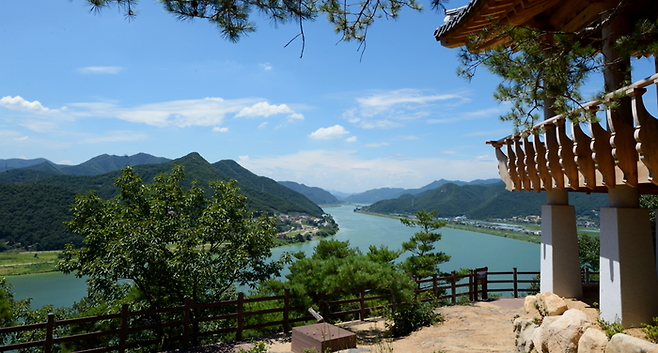 경남 양산 임경대 / 사진 = 경상남도