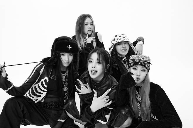 영파씨. (사진=DSP미디어, 비츠엔터테인먼트 제공)