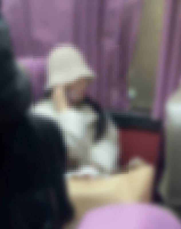 지난해 12월 경기도행 광역버스에서 한 여성이 옆자리에 놔둔 짐을 치워주지 않으며 다른 승객이 앉을 수 없게끔 했다.