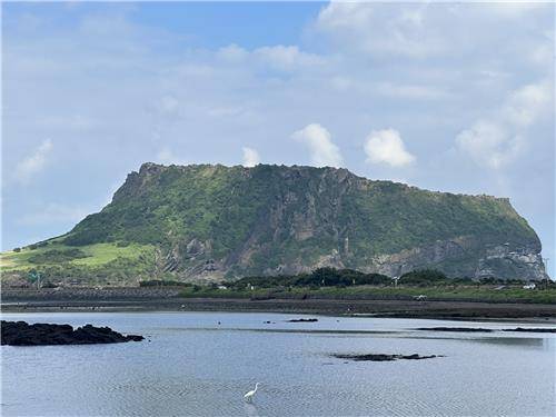 성산일출봉 [연합뉴스 자료사진]